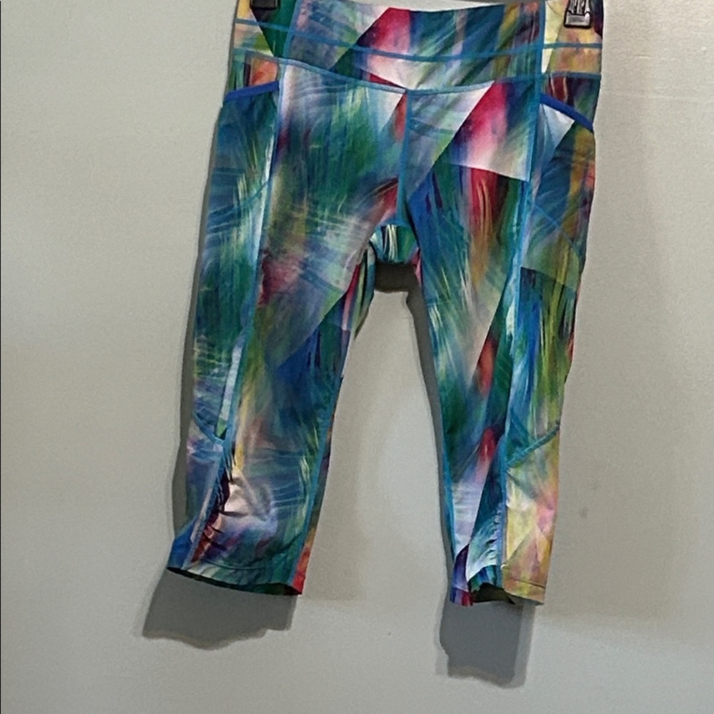 Athleta Tropea Knicker Multicolor Abstract Leggings